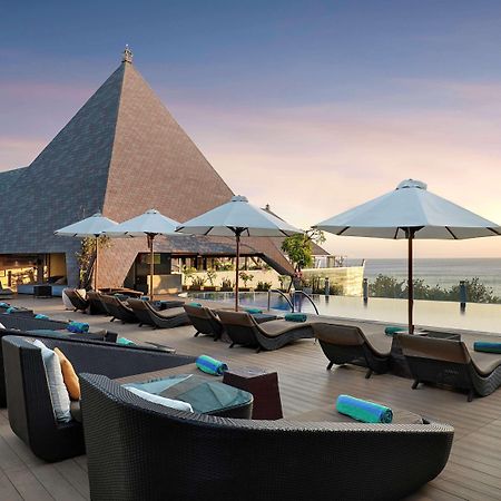 库塔海滩遗产酒店 - 由雅高酒店集团管理 庫塔 外观 照片 The rooftop bar at the W Retreats & Spa, Phuket