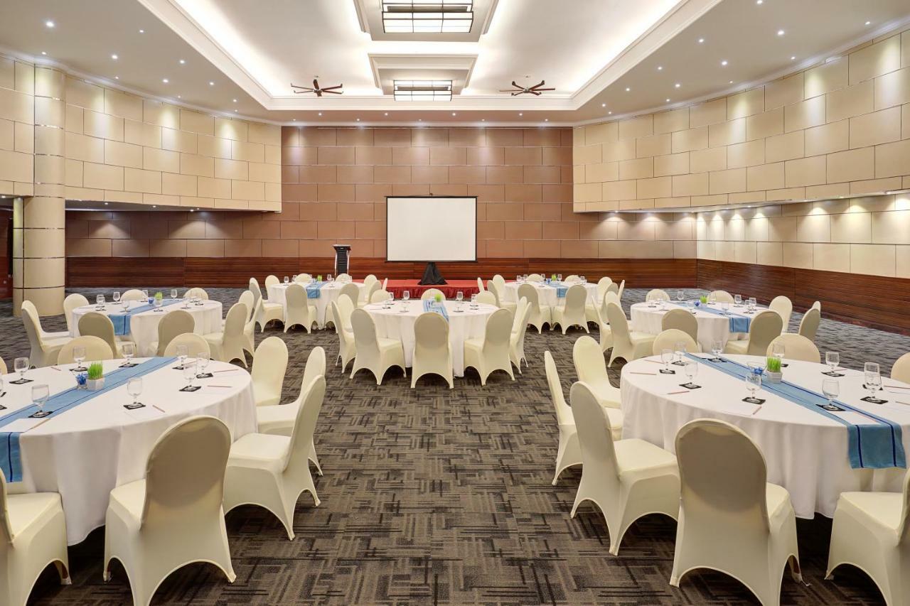 库塔海滩遗产酒店 - 由雅高酒店集团管理 庫塔 外观 照片 The ballroom